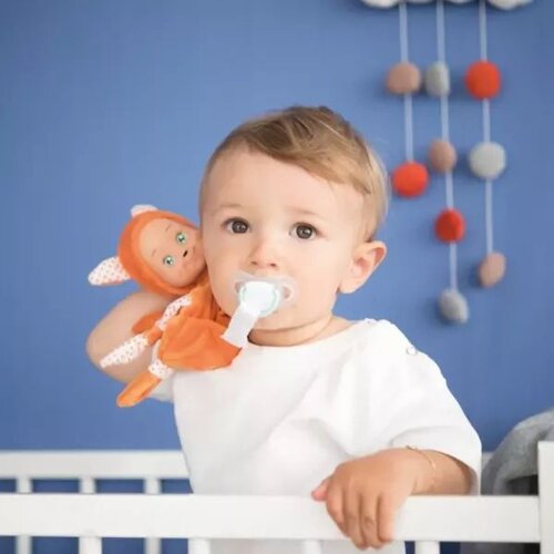  MiniKiss: Igralni netopir z žepkom za dudo Slike