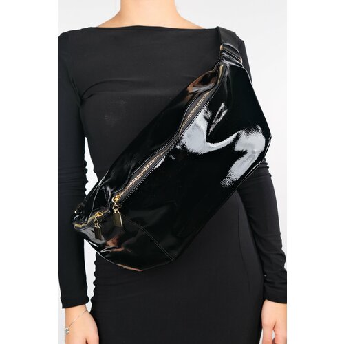LuviShoes VENTA Black Patent Leather Women's Large Waist Bag Slike