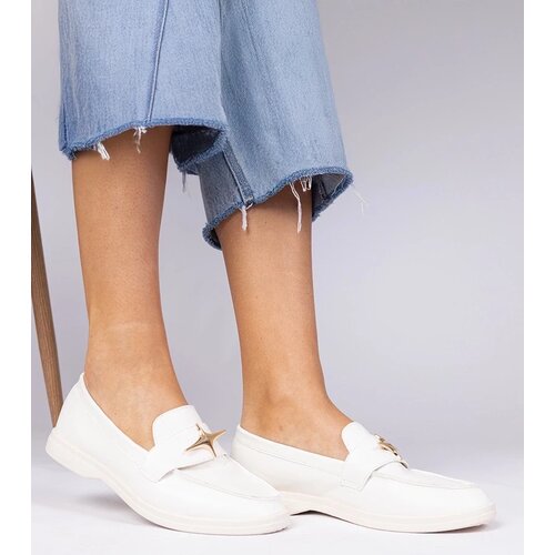 D/CEO marka niezdefiniowana White women's moccasins with gold decoration Senna Cene