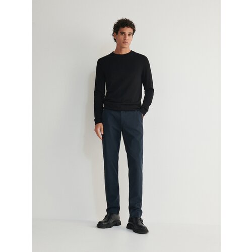 Reserved - Chino slim fit hlače - mornarsko plava Slike