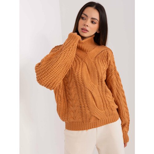 Fashion Hunters Light brown women's oversize sweater with cables Cene