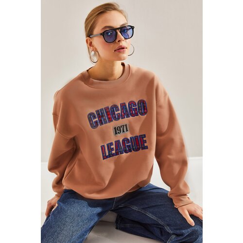 Bianco Lucci Women's Chicago Printed Three Thread Raised Sweatshirt Cene