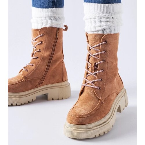 Gemre Pink boots with a chunky sole Riel Cene