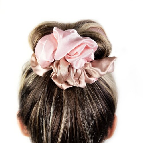 Brushworks Heatless Curling Scrunchie gumica za uvijanje kose 1 kom Slike