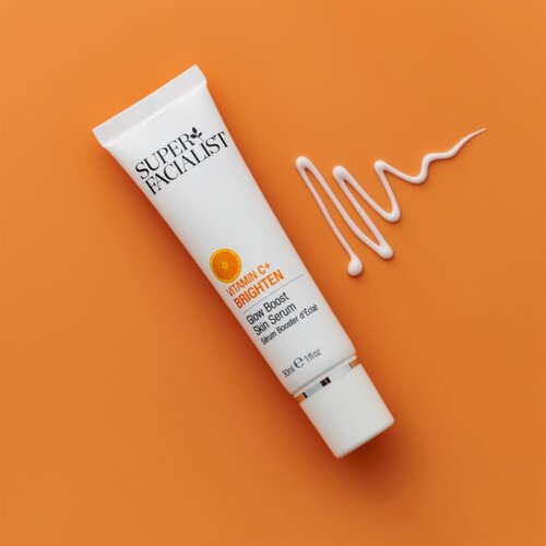 Super Facialist Vitamin C+ Brighten posvjetljujući serum za lice 30 ml Slike