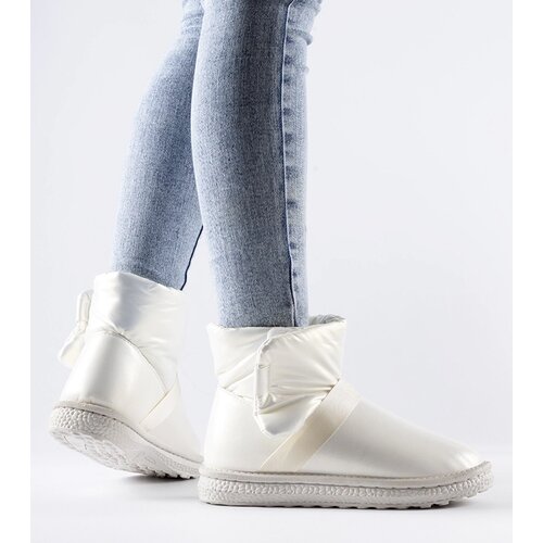 Gemre Beige Shiny Short Snow Boots Delaune Cene