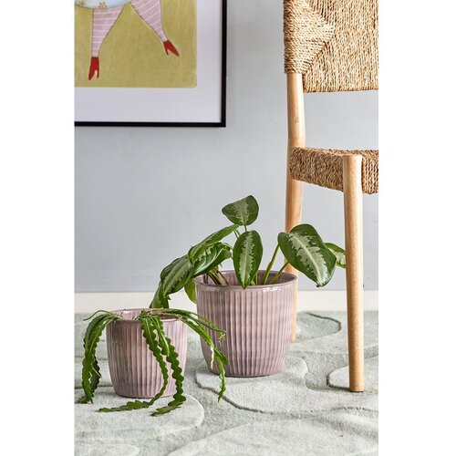 Bloomingville Kovinski podstavki za cvetlične lonce v kompletu 2 ks &amp;oslash; 21,5 cm Kenzie &amp;ndash; Slike
