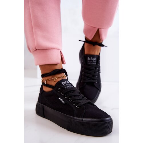 Lee Cooper Sneakers On A Platform Slike