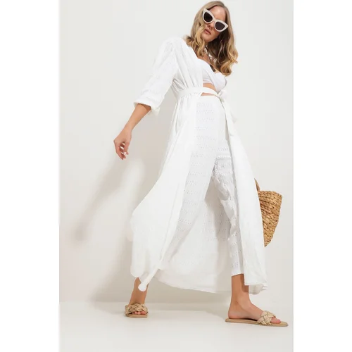 Trend Alaçatı Stili Women's White Self-Textured Openwork Long Pants Kimono Suit