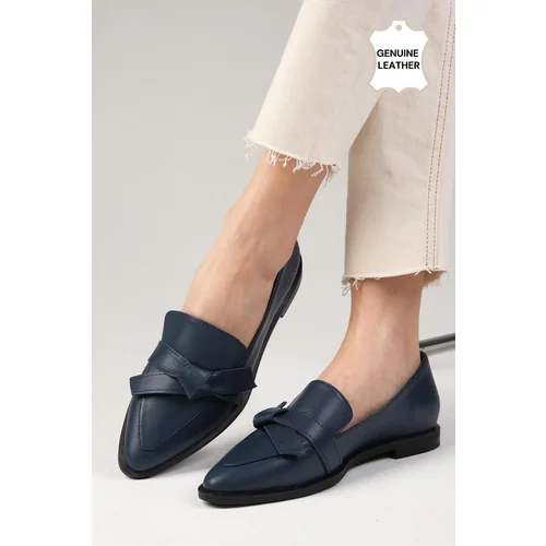 Mio Gusto Ezra Women's Loafers Casual Flat Shoes From Genuine Leather, Navy Blue.