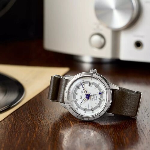 Seiko SSK015J1 Montre Presage muški analogni ručni sat Slike