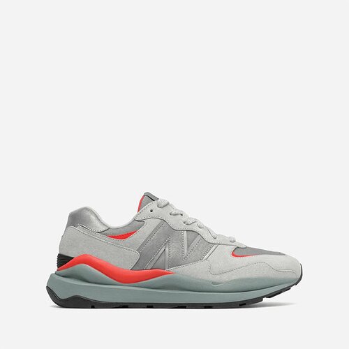 New Balance Mo&scaron;ki teka&scaron;ki copati M5740RC1 Cene