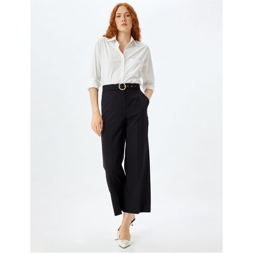 Koton High Waist Short Wide Leg Pearl Belt Detailed Trousers Cene