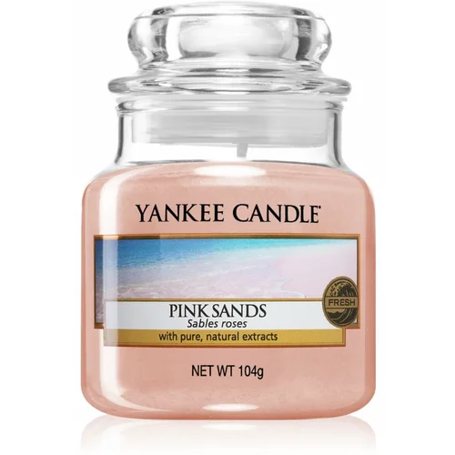 Yankee Candle Pink Sands dišeča sveča Classic majhna 104 g
