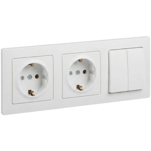 Legrand Dvostruka kućna SCHUKO utičnica i dvostruki prekidač br. 5 sa ramom SUNO 250V bela Slike