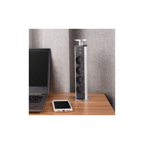  Skrivena utičnica + USB Slike