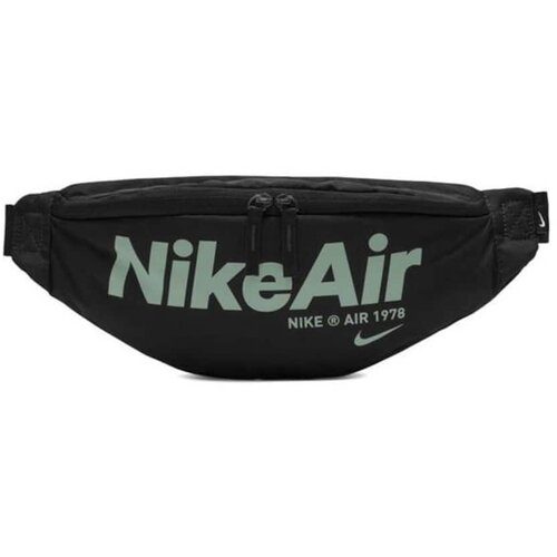 Nike Heritage Slike