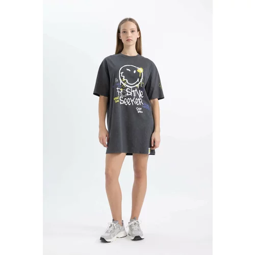 Defacto Crew Neck Smiley Licence Mini Short Sleeve Knitted Dress