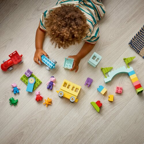 Lego LEGO&amp;reg; DUPLO&amp;reg; - Vožnja vlakom s Djedom Pra&amp;scaron;čićem (10466) Slike