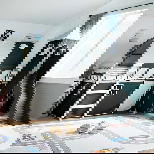 VidaXL Otro&amp;scaron;ki pograd s stolpom bel in črn 80x200 cm trdna borovina Slike