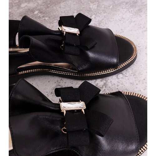 D/CEO Black sandals on a block heel Millo Cene