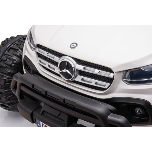  Licencirani auto na akumulator Mercedes DK-MT950 4x4 - bijeli Slike