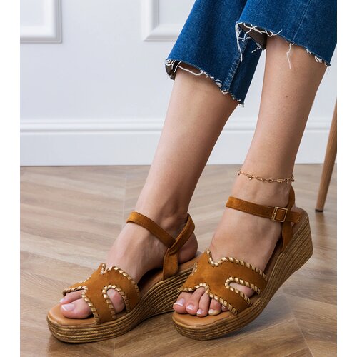 Gemre Brown sandals with embroidery on the edges Lurisa Cene