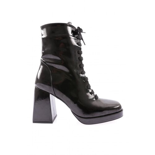 DGN 4065 Front Lace-Up Round Toe Women's Heeled Boots. Slike