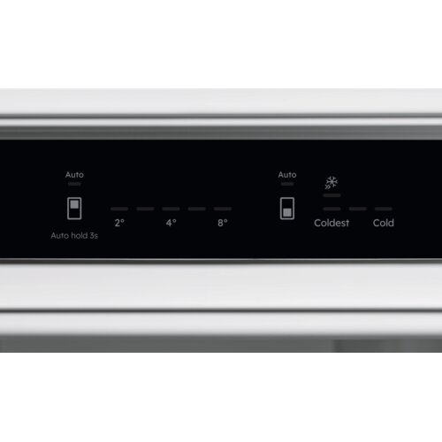 Electrolux KNA7TE75S ugradni kombinovani frižider Slike