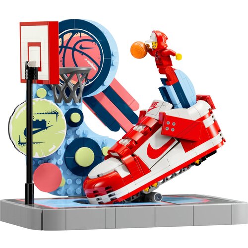 Lego Nike x LEGO&amp;reg; Collection - Nike Dunk Trickshot (43021) Slike