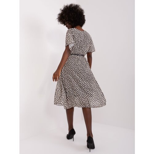 Fashion Hunters Black-beige dress with print and belt Slike