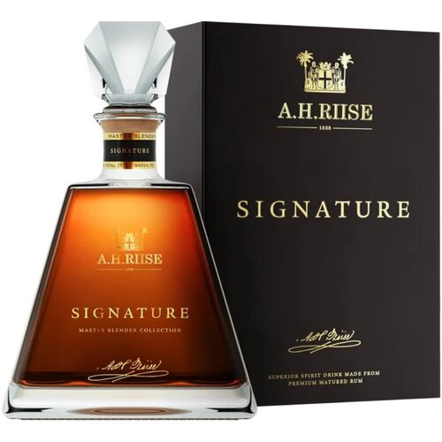 Ah_riise Rum A.H. Riise Signature 0,7l Slike
