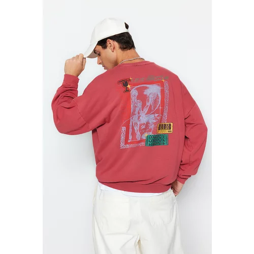 Trendyol Dried Rose Men's Oversize/Wide Cut, Old-fashioned/Faded-effect Printed Back Cotton Sweatshirt.