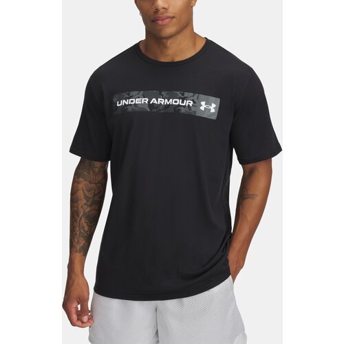 Under Armour Men&amp;#039;s T-shirt UA CAMO CHEST STRIPE SS - Men&amp;#039;s Slike
