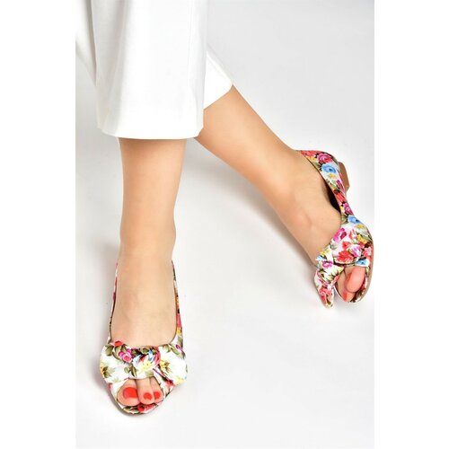 Fox Shoes White/red Linen Women's Flats with Floral Print Cene
