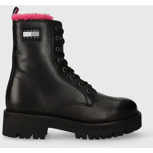 Tommy Jeans Kožne čizme TJW W URBAN BOOT SMOOTH LTR WL za žene, boja: crna, ravni potplat, s toplom podstavom, EN0EN02402