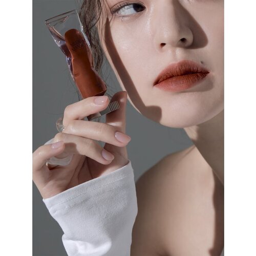 MUZIGAE MANSION Objet Liquid dolgoobstojna tekoča &amp;scaron;minka z mat učinkom odtenek 010 Undone 6 ml Slike
