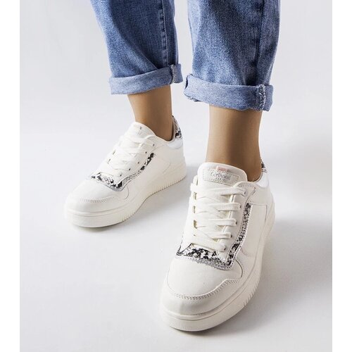 D/CEO White trainers Justar Cene