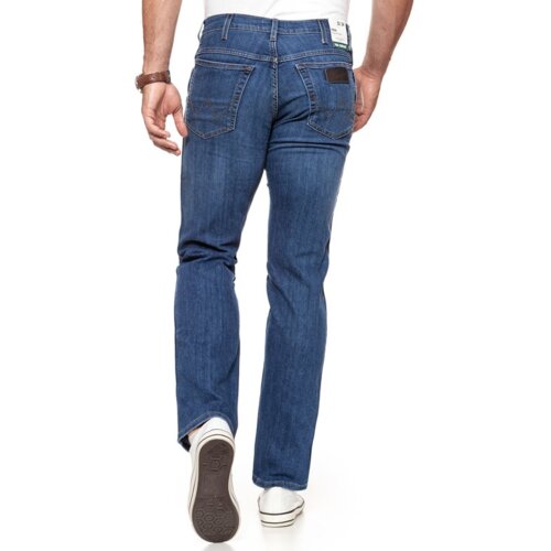 Wrangler mu&amp;scaron;ke traperice regular fit Slike