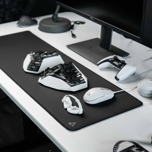 DELTAHUB Podloga za mi&amp;scaron;ko Gaming Desk Mat-Črna (S), 90 &amp;times; 30 cm Slike