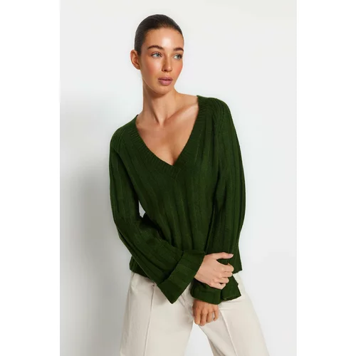 Trendyol Emerald Green Soft Textured V-Neck Knitwear Sweater