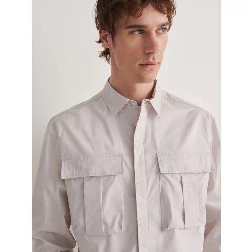 Reserved - Regular fit košulja s visokim udjelom pamuka - pastelnoružičasto