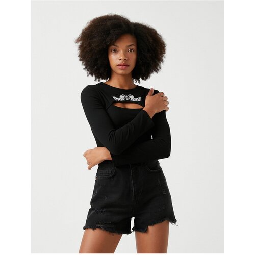 Koton Crop T-Shirt Long Sleeves with Window Detail Print Slike