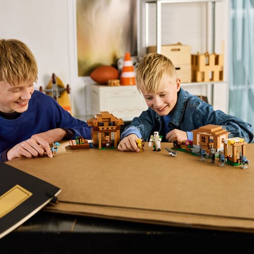 Lego 21596 Budilčev napad na vas Cene