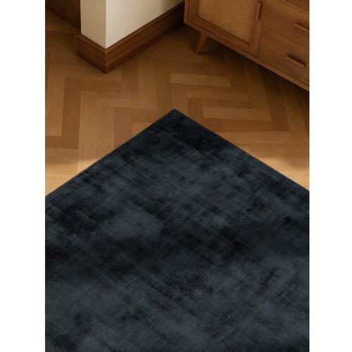 Vikosa Črna ročno tkana viskozna preproga 160x230 cm Noemi &amp;ndash; Slike