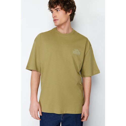 Trendyol Men's Pale Khaki Oversize/Wide-Fit Fluffy Text Printed 100% Cotton T-Shirt Slike