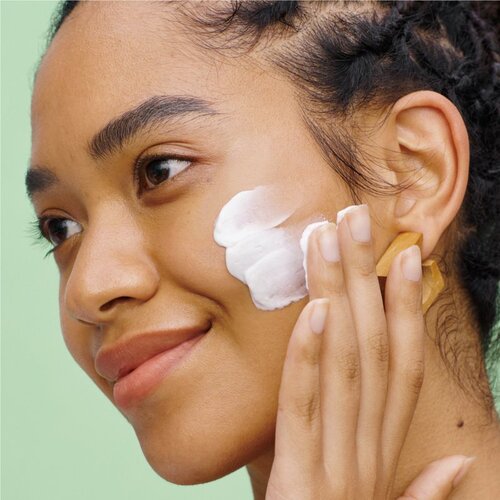 Shiseido waso shikulime SPF30 tonirujoča vlažilna krema za obraz z uv za&amp;scaron;čito 50 ml za ženske Slike
