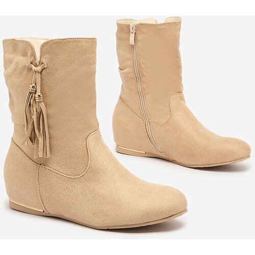 Resti Beige eco-suede boots with a hidden anchor Lovely Cene