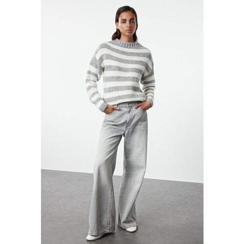 Trendyol Gray Color Blocked Crew Neck Knitwear Sweater Slike