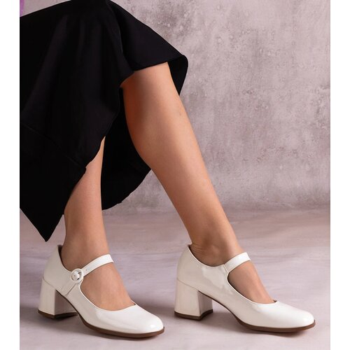 Gemre White pumps with a strap on a block heel lyraa Cene